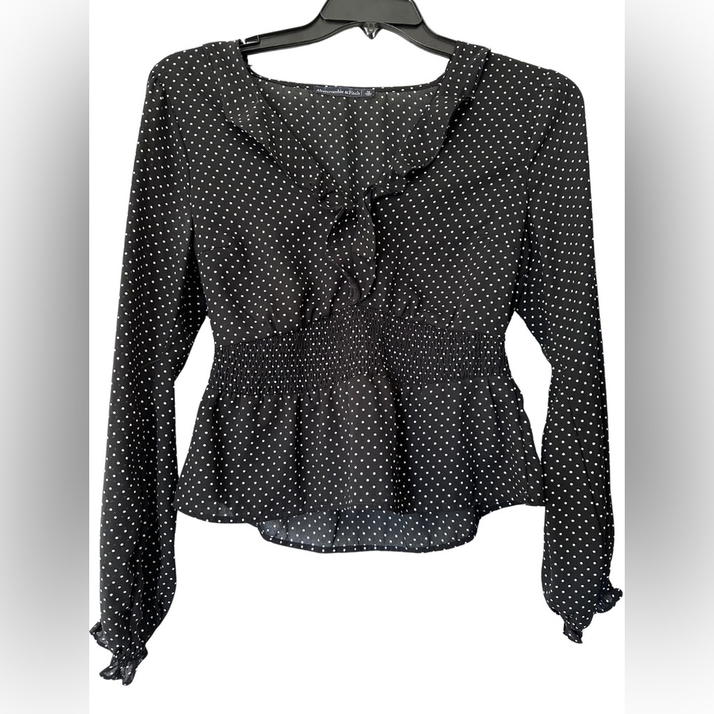Abercrombie & Fitch Long Sleeve Ruffled Fitted Polka Dot Blouse
